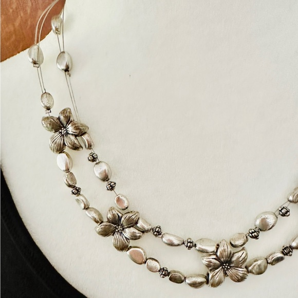 Five Delicate Flowers Silver-tone 2 Strand Necklace 16” - Picture 2 of 5
